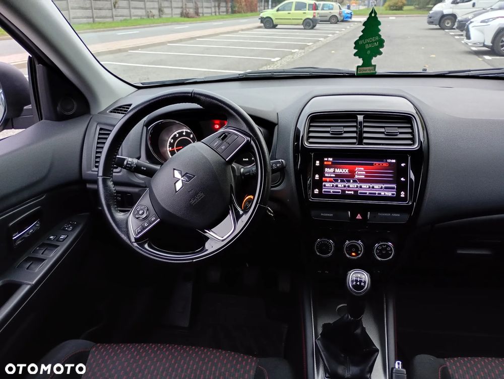 Mitsubishi ASX 1.6 2WD 35 Jahre - 13