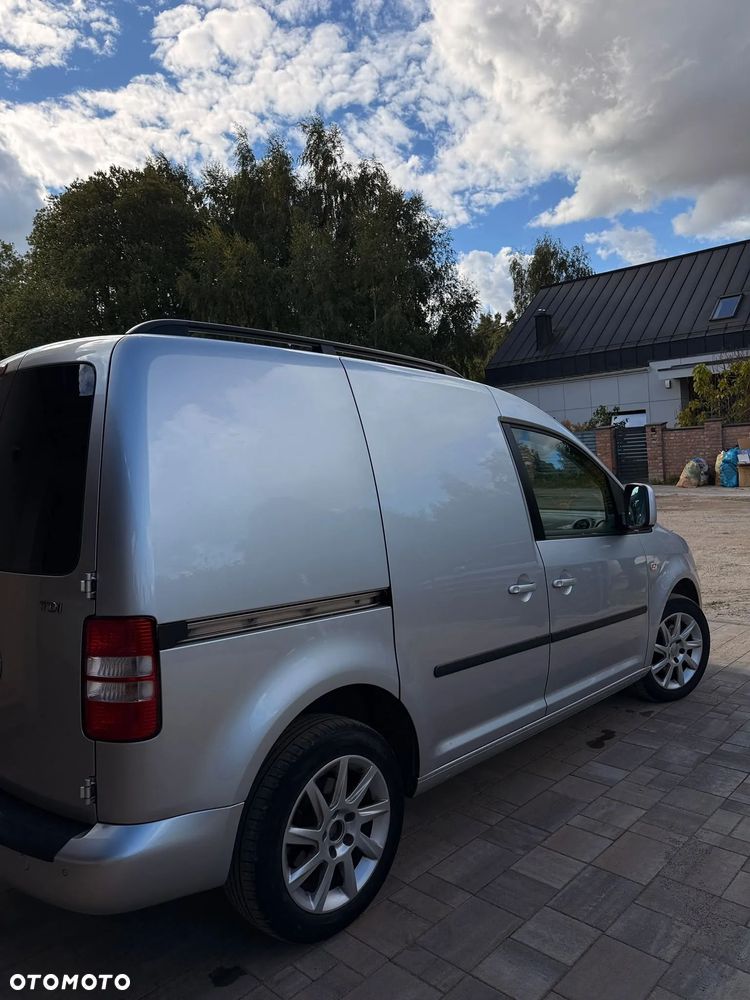Volkswagen Caddy 2012 photo 4
