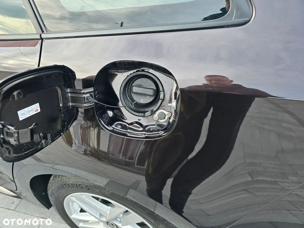 Toyota Corolla ver-1-8-hybrid-comfort - 23