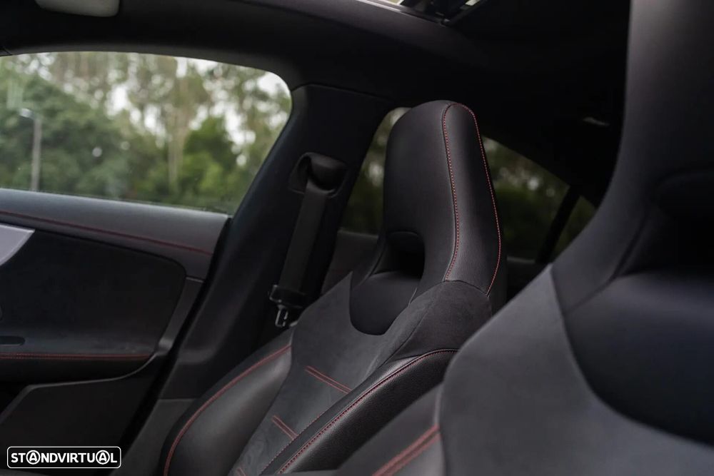 Mercedes-Benz CLA 220 d AMG Line Aut. - 54