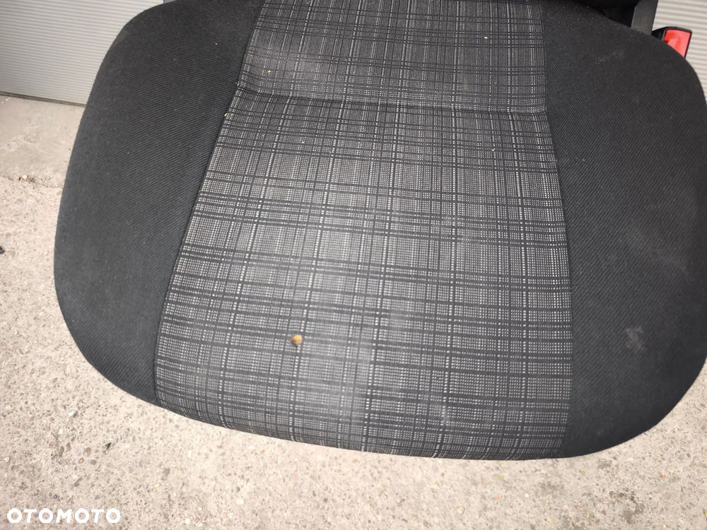 Fotel pasażera prawy pojedynczy MB Sprinter w906 Lift - 5