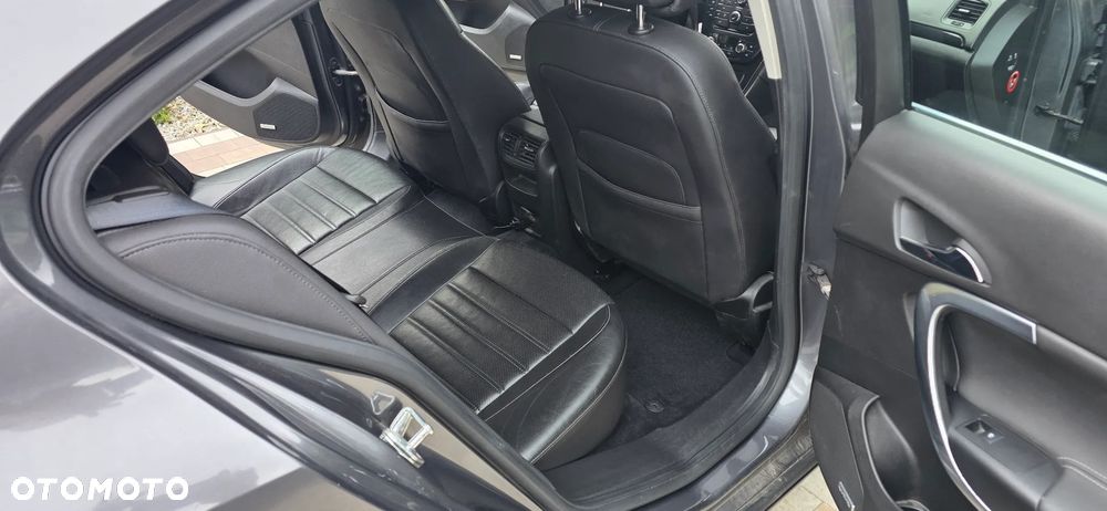 Opel Insignia 2.0 T Cosmo - 18