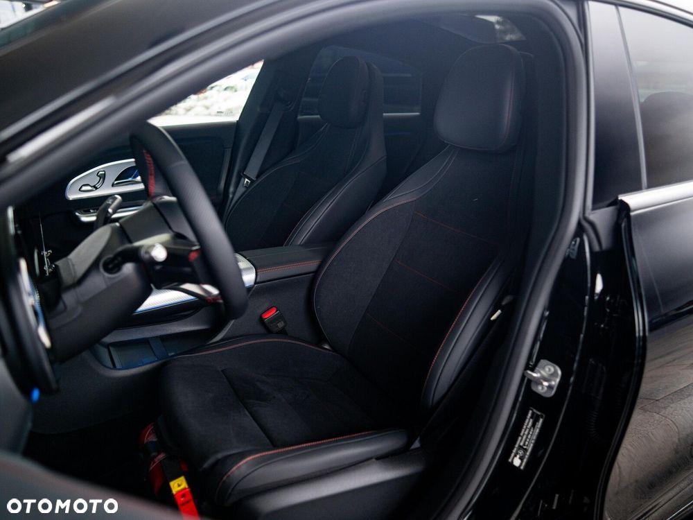 Mercedes-Benz CLA - 10