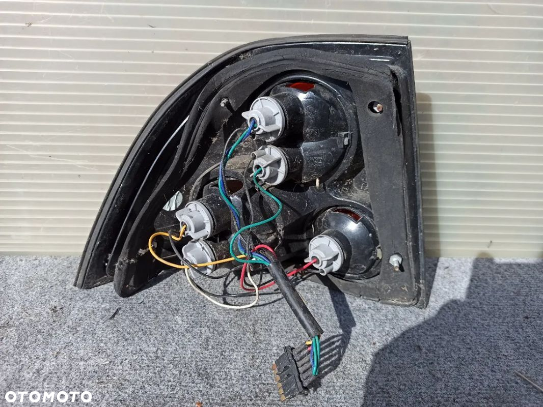 LAMPA TYŁ TYLNA PRAWA OPEL VECTRA B LEXUS TUNING ORYGINAŁ WYSYŁKA! - 4