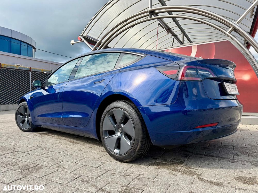 Tesla Model 3 Standard - 3