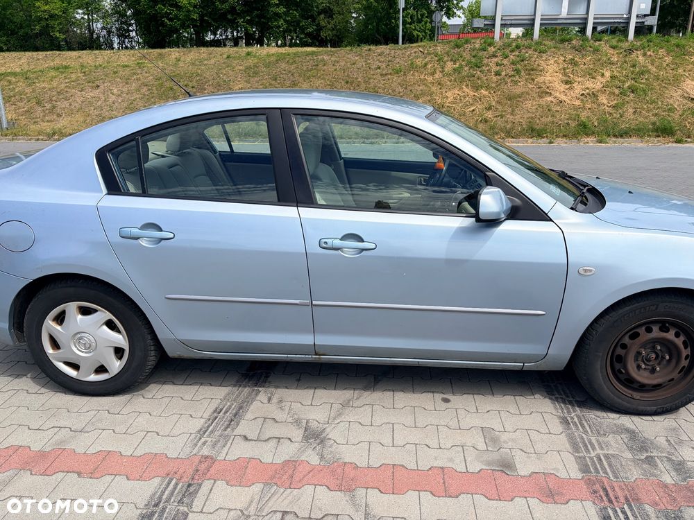 Mazda 3 2.0 Sport - 3