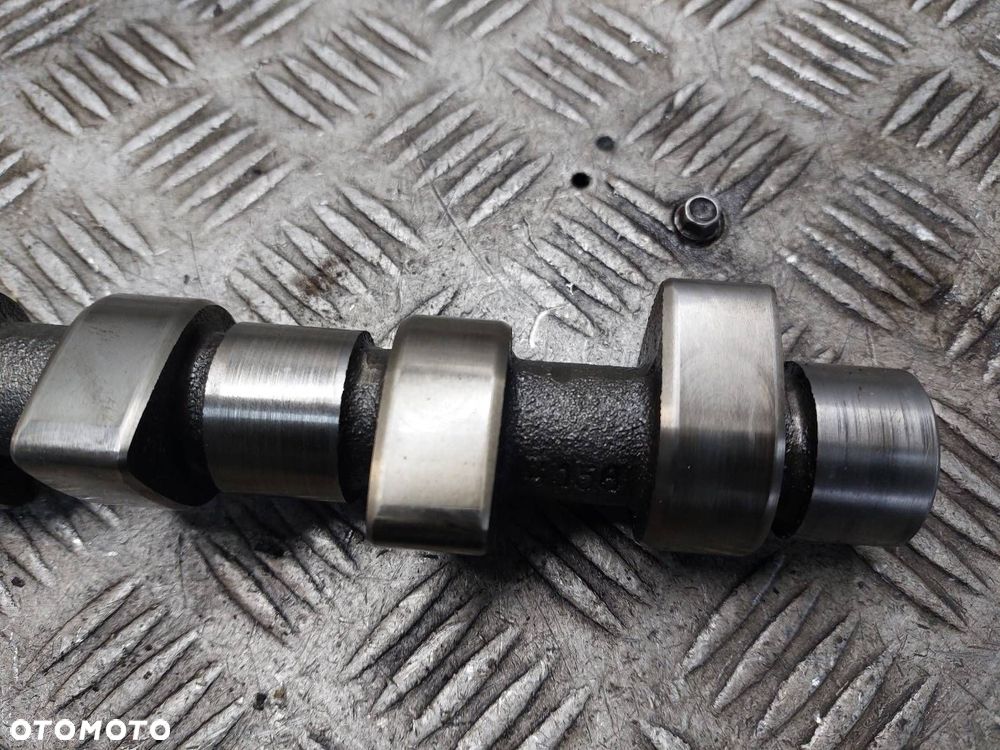 WAŁEK ROZRZĄDU MERCEDES-BENZ W201 190 2.0D OM601 - 4