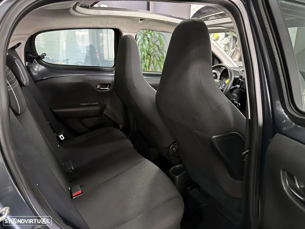 Peugeot 108 1.0 VTi Allure - 31