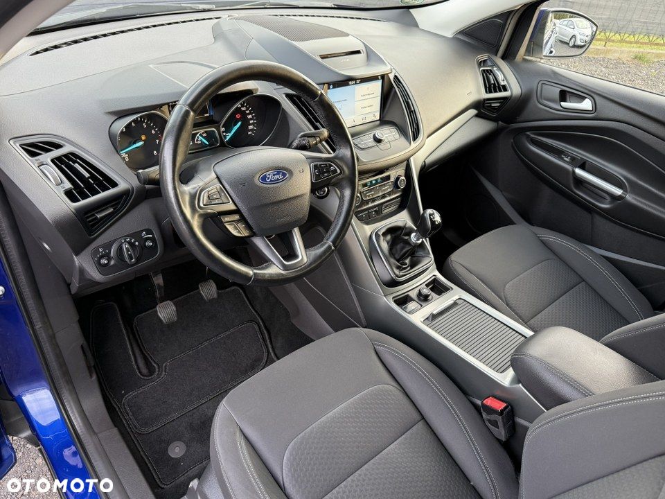 Ford Kuga 1.5 EcoBoost 2x4 Titanium - 15
