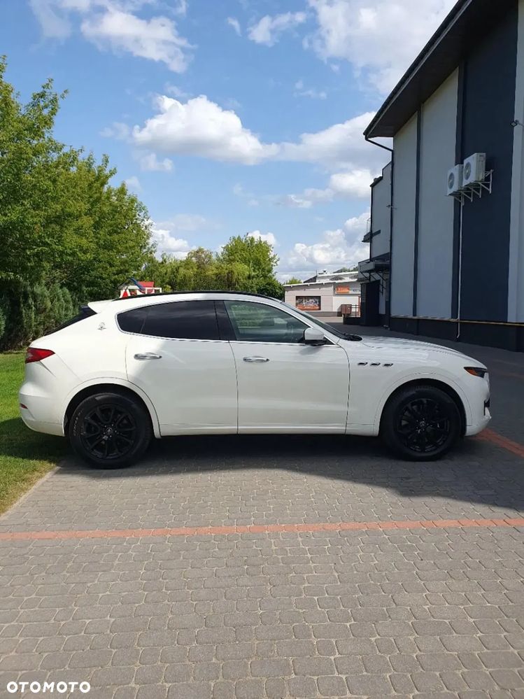 Maserati Levante - 16