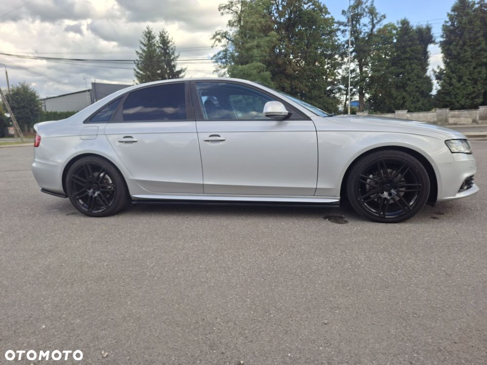 Audi A4 Avant - 4