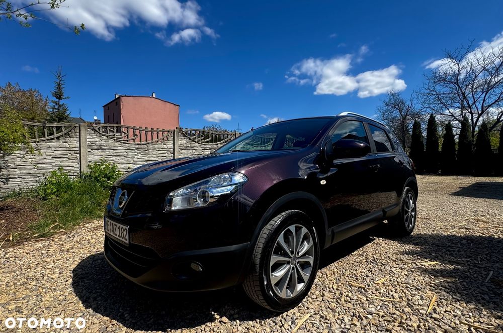 Nissan Qashqai - 1