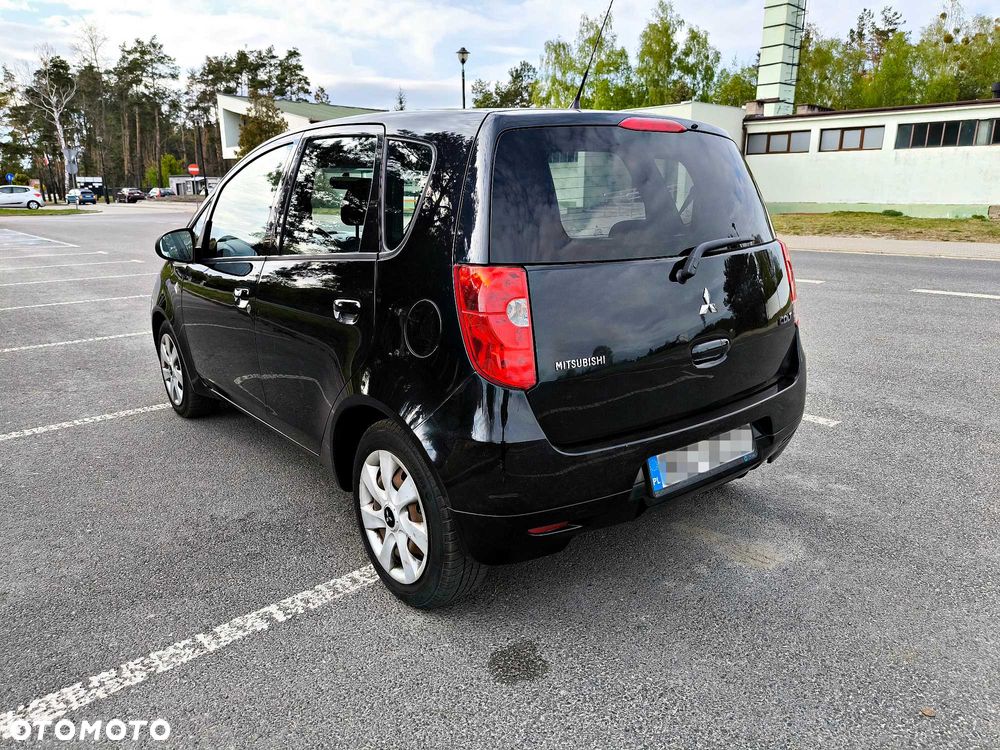 Mitsubishi Colt - 2