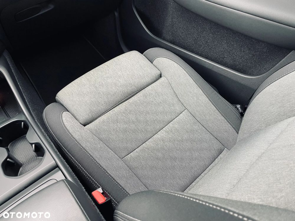 Volvo XC 40 B3 Core - 16