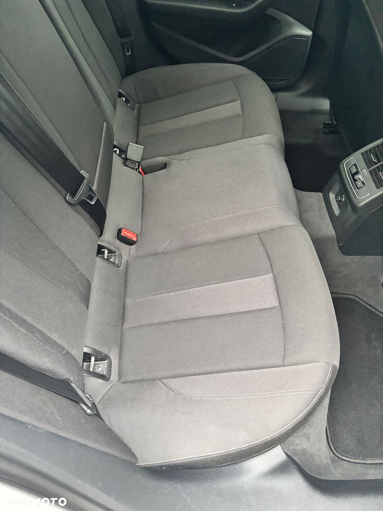 Audi A4 Limousine 35 TFSI mHEV Advanced S tronic - 15