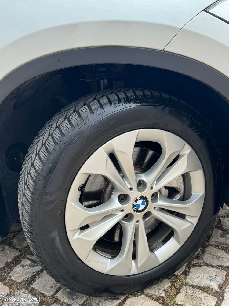BMW X1 25 e xDrive - 12