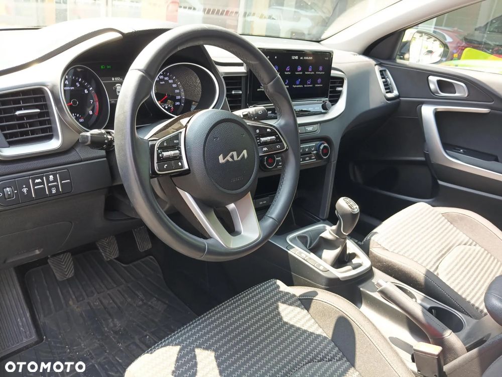 Kia XCeed 1.5 T-GDI M - 12