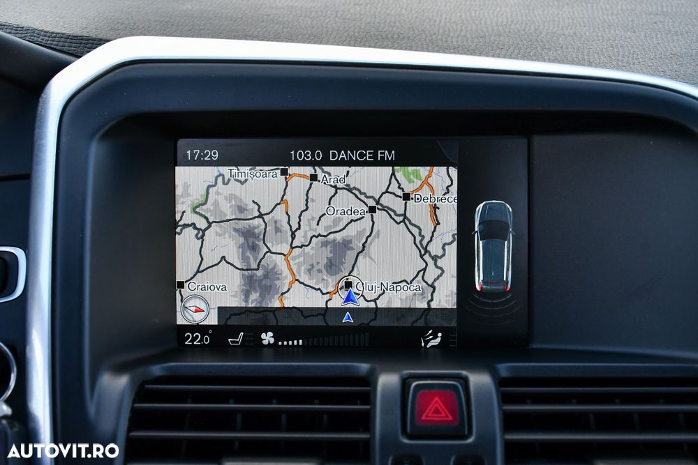 Volvo XC 60 D3 Geartronic Momentum - 18