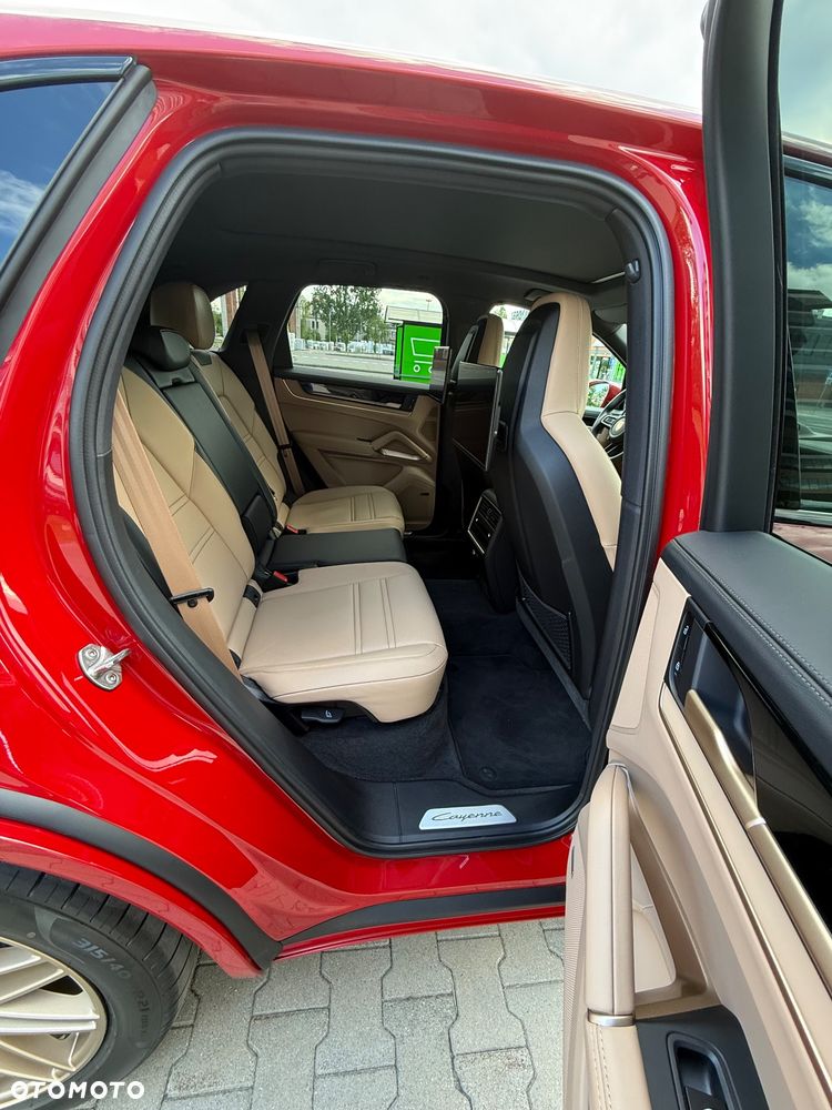 Porsche Cayenne Standard - 16