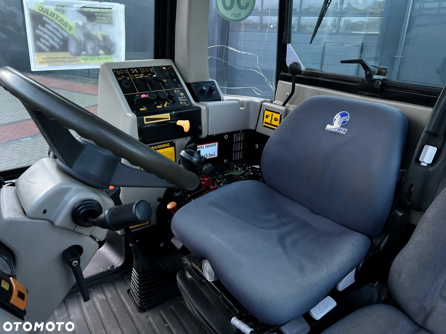 JCB FASTRAC 2135 - 10