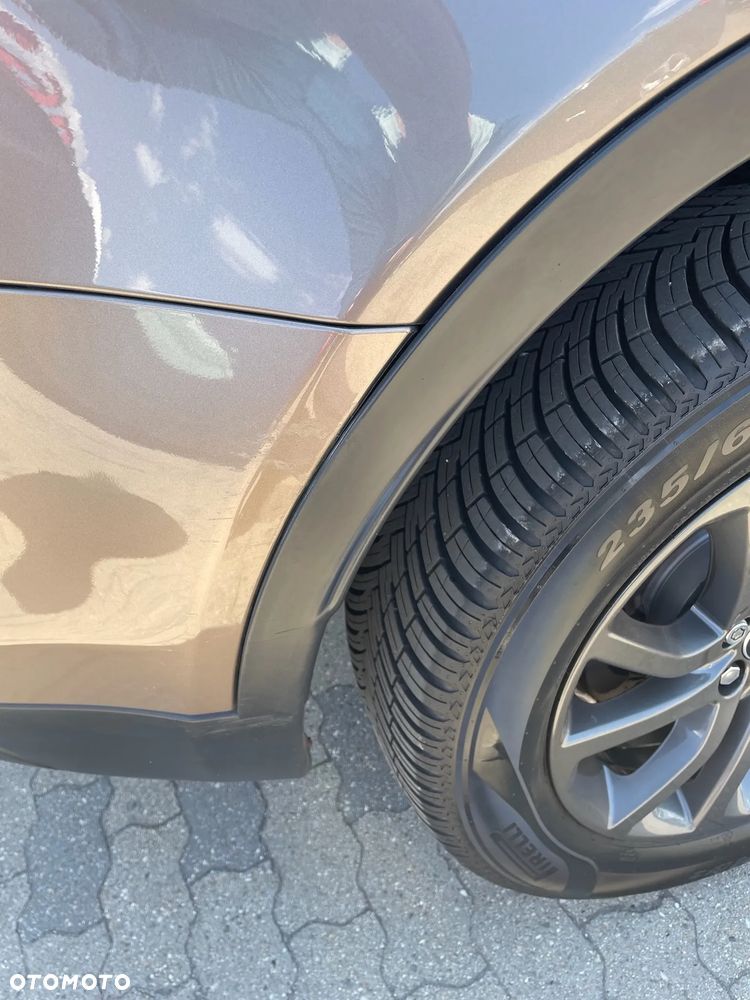 Land Rover Discovery Sport 2.0 TD4 HSE - 22