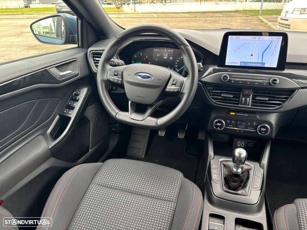 Ford Focus SW 1.5 TDCi EcoBlue ST-Line - 33