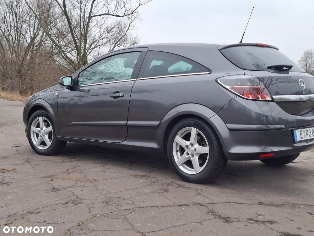 Opel Astra 1.8 Innovation - 9