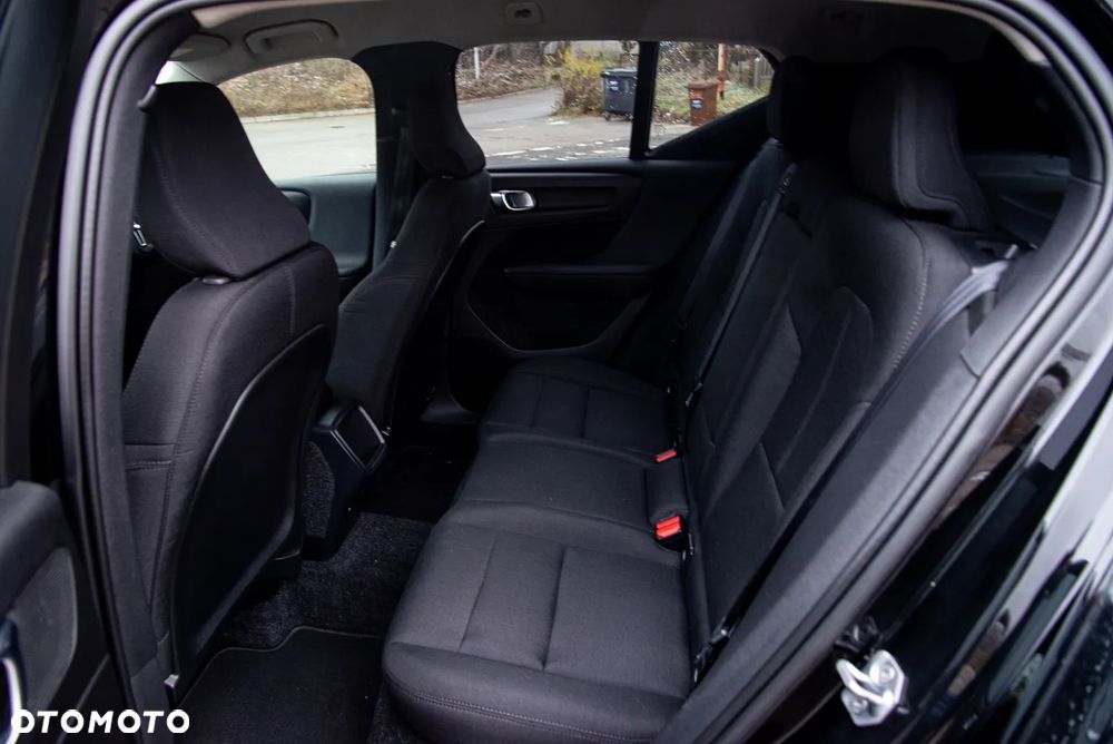 Volvo XC 40 D3 AWD - 12