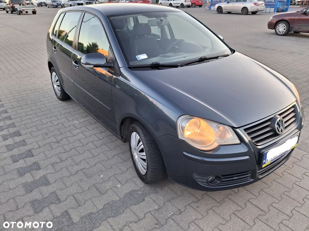 Volkswagen Polo 1.4 16V Comfortline - 2