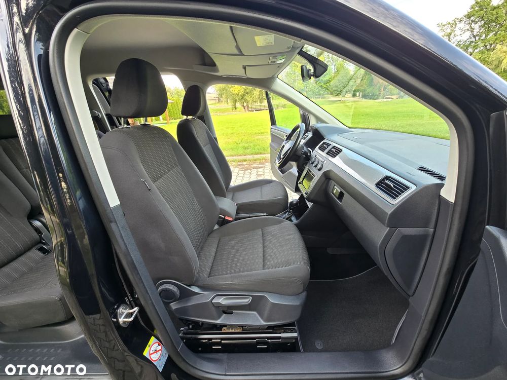 Volkswagen Caddy Maxi 2.0 TDI Comfortline DSG - 21