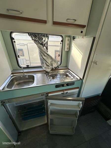 Autocaravana  para casal moradia fixa - sobreda, Almada - Grande imagem: 2/8
