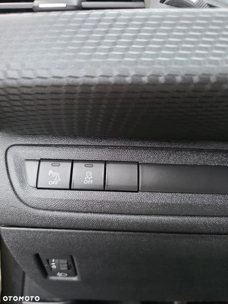Peugeot 2008 PureTech 82 Allure - 30