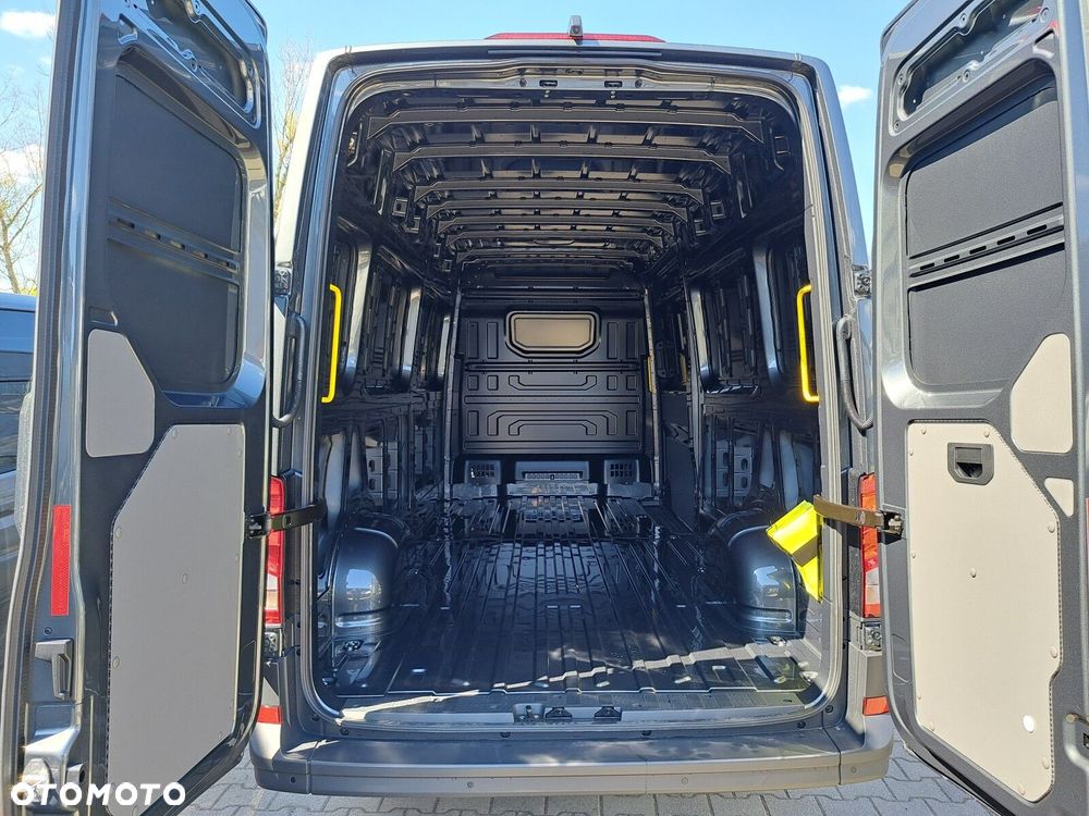 Volkswagen Crafter - 9