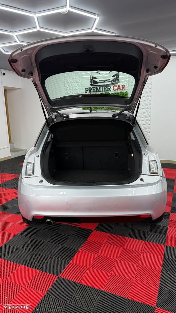 Audi A1 Sportback 1.6 TDI Attraction - 16