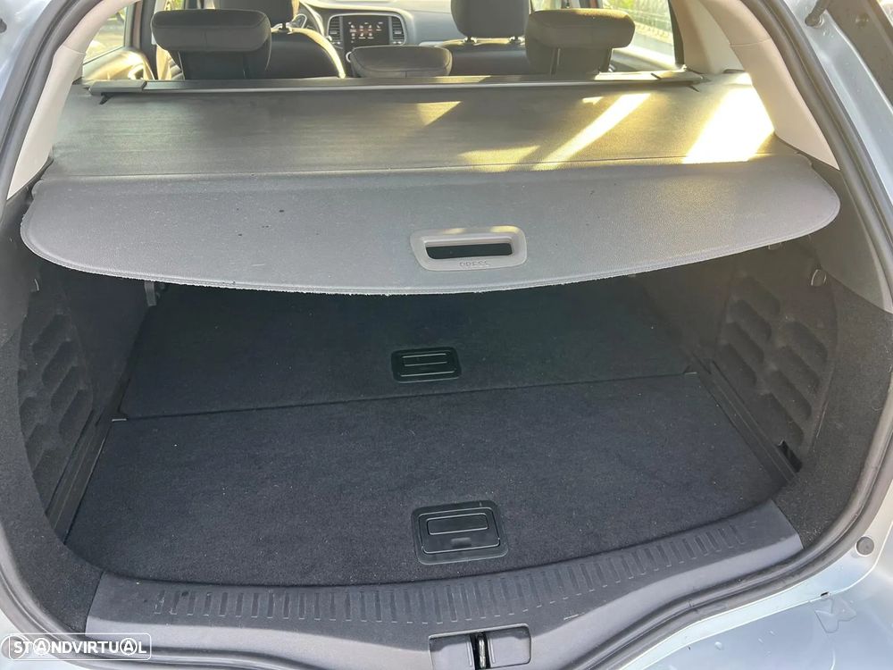 Renault Mégane Sport Tourer 1.5 Blue dCi Equilibre - 20