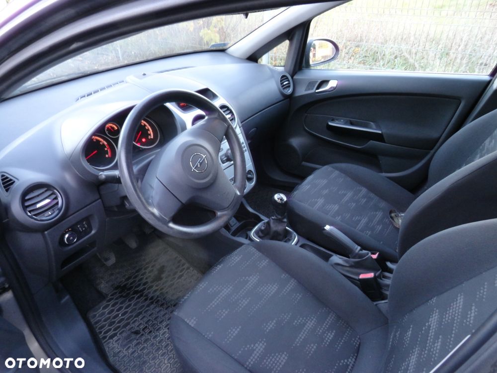 Opel Corsa - 9