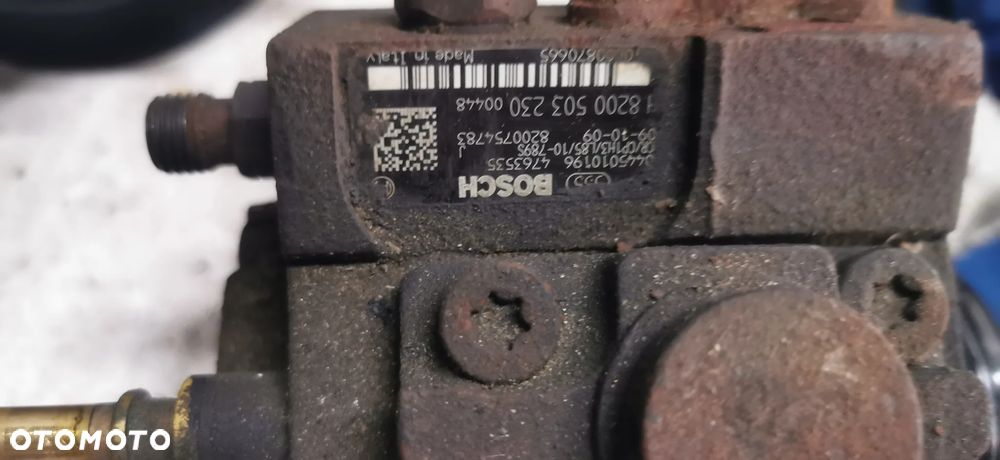 POMPA WTRYSKOWA MASTER 2.5 DCI 8200503230 - 2