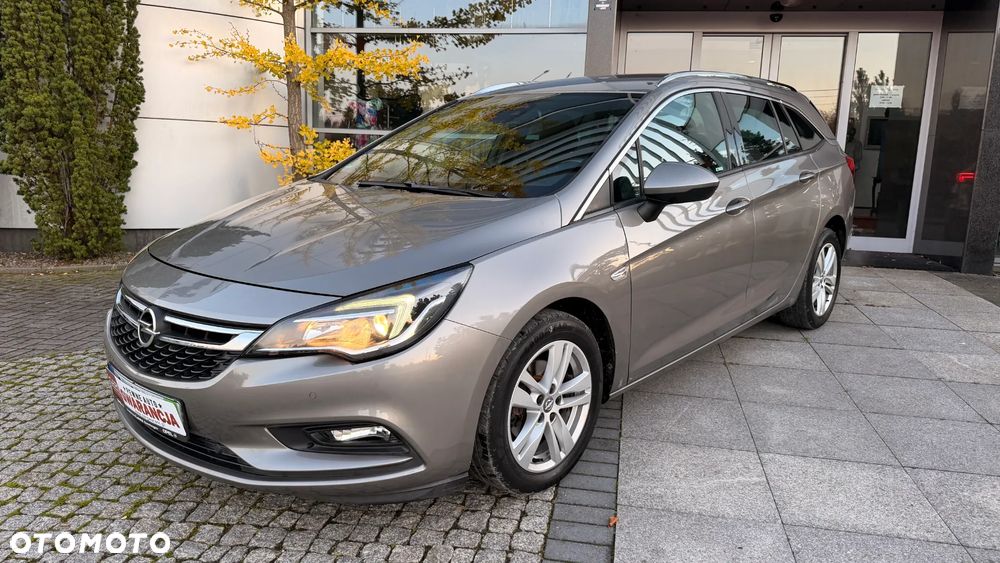 Opel Astra - 2