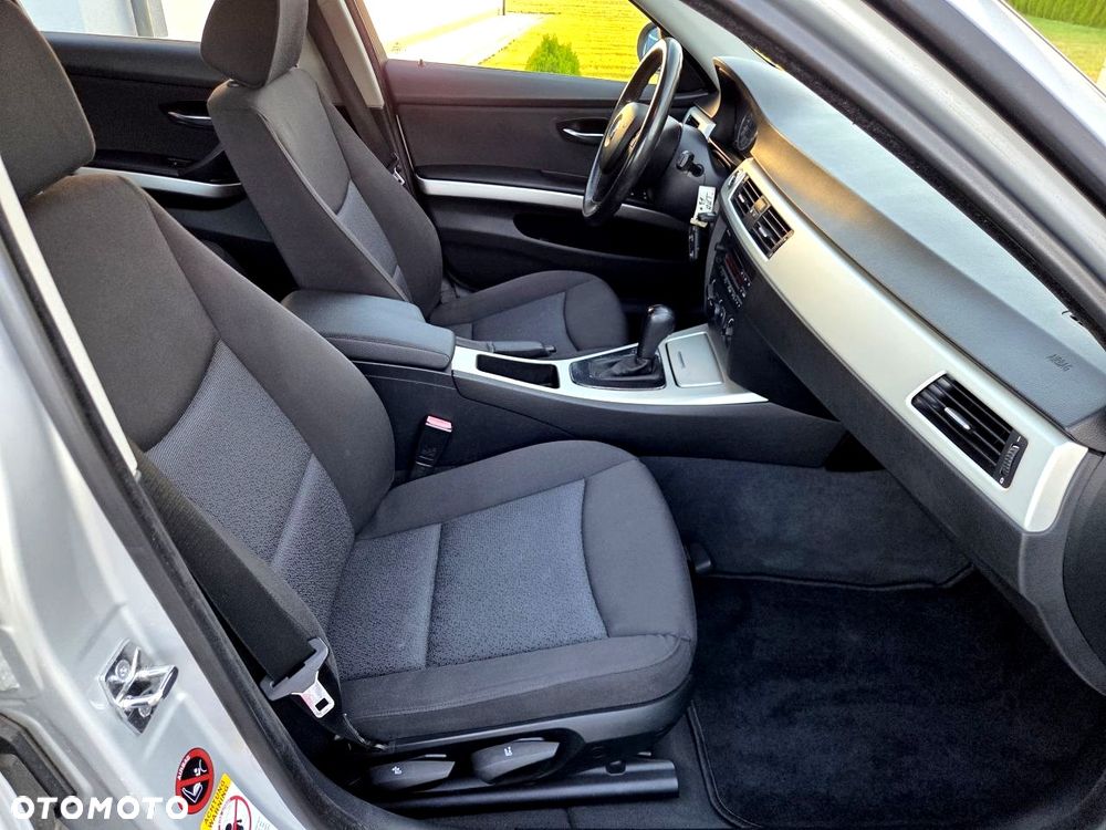 BMW Seria 3 - 17