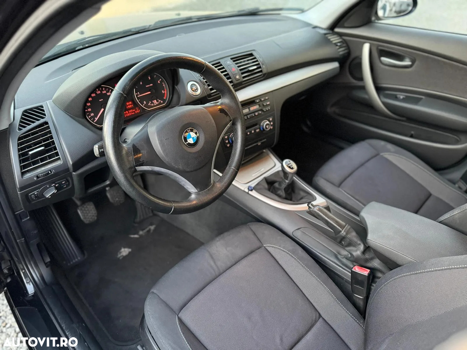 BMW Seria 1 - 10