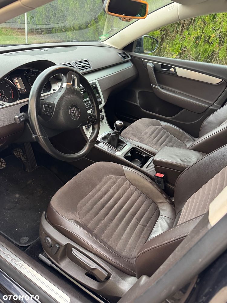 Volkswagen Passat 2.0 TSI Highline - 7