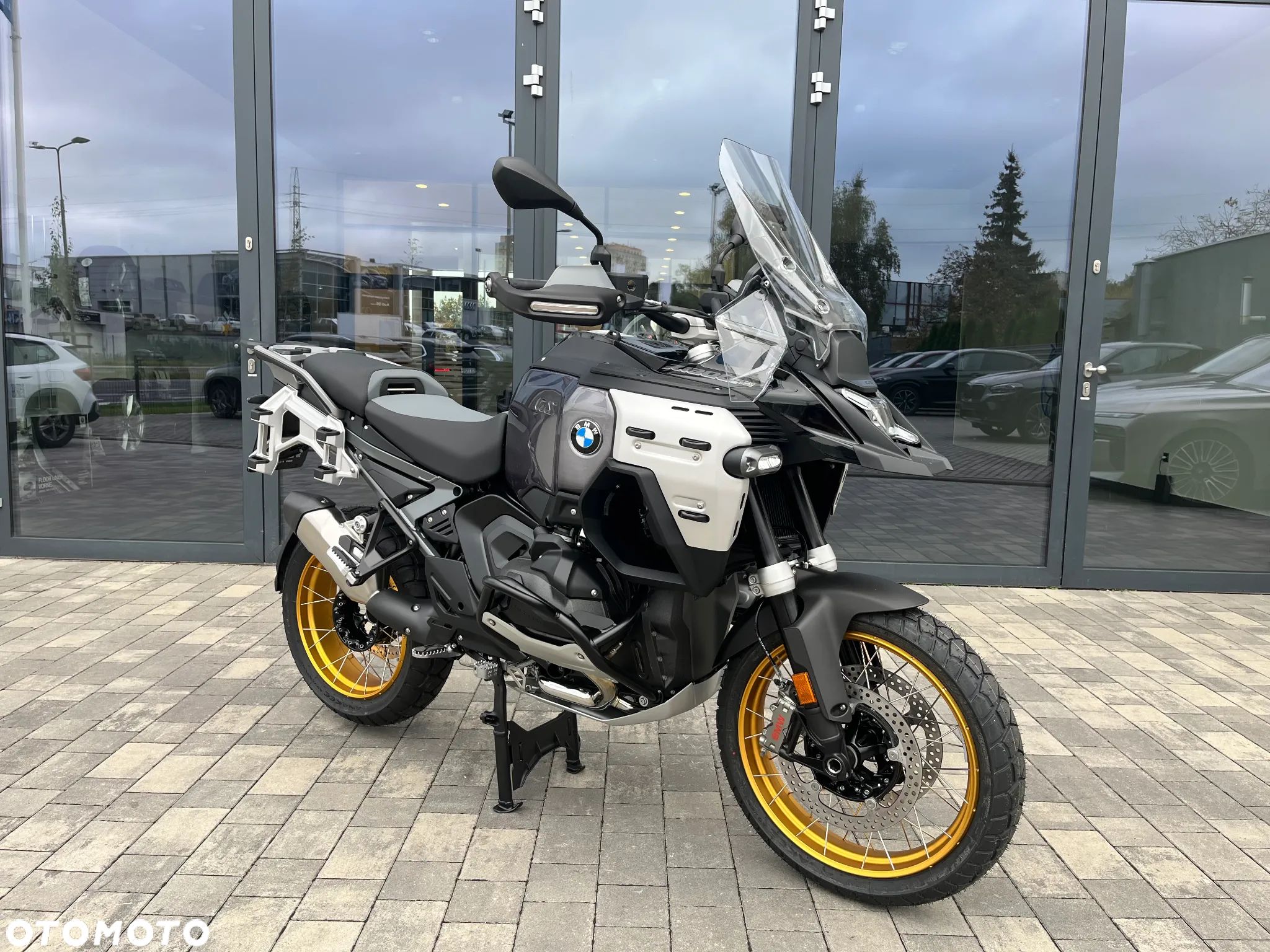 BMW Adventure