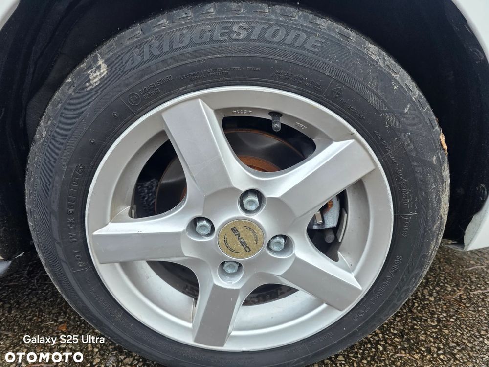 Mitsubishi Space Star - 16