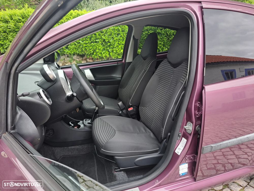 Peugeot 107 1.0 Trendy - 12