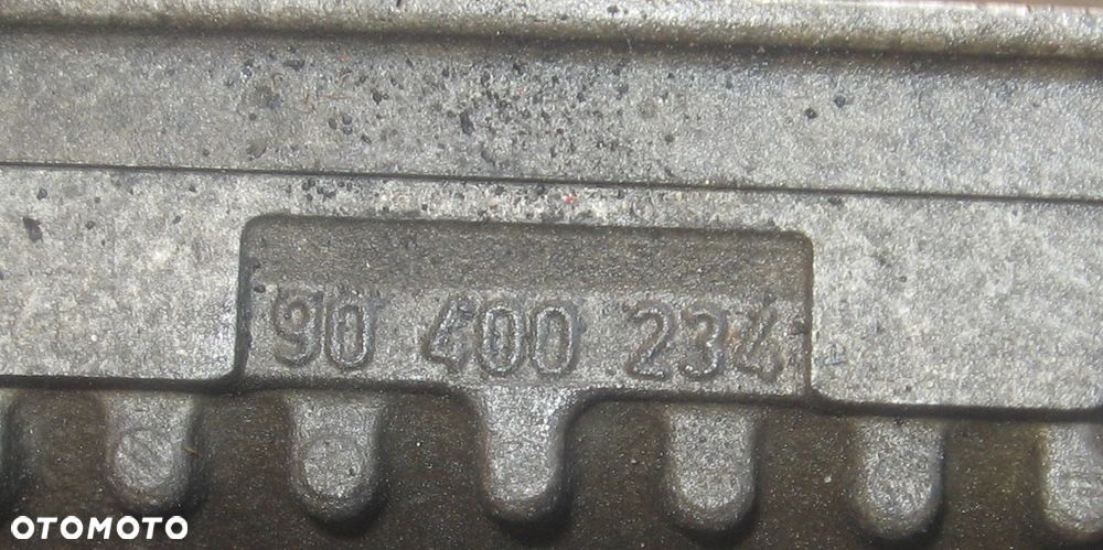 głowica OPEL CORSA C AGILA 1.2 16V Z12XE 90400234 - 5