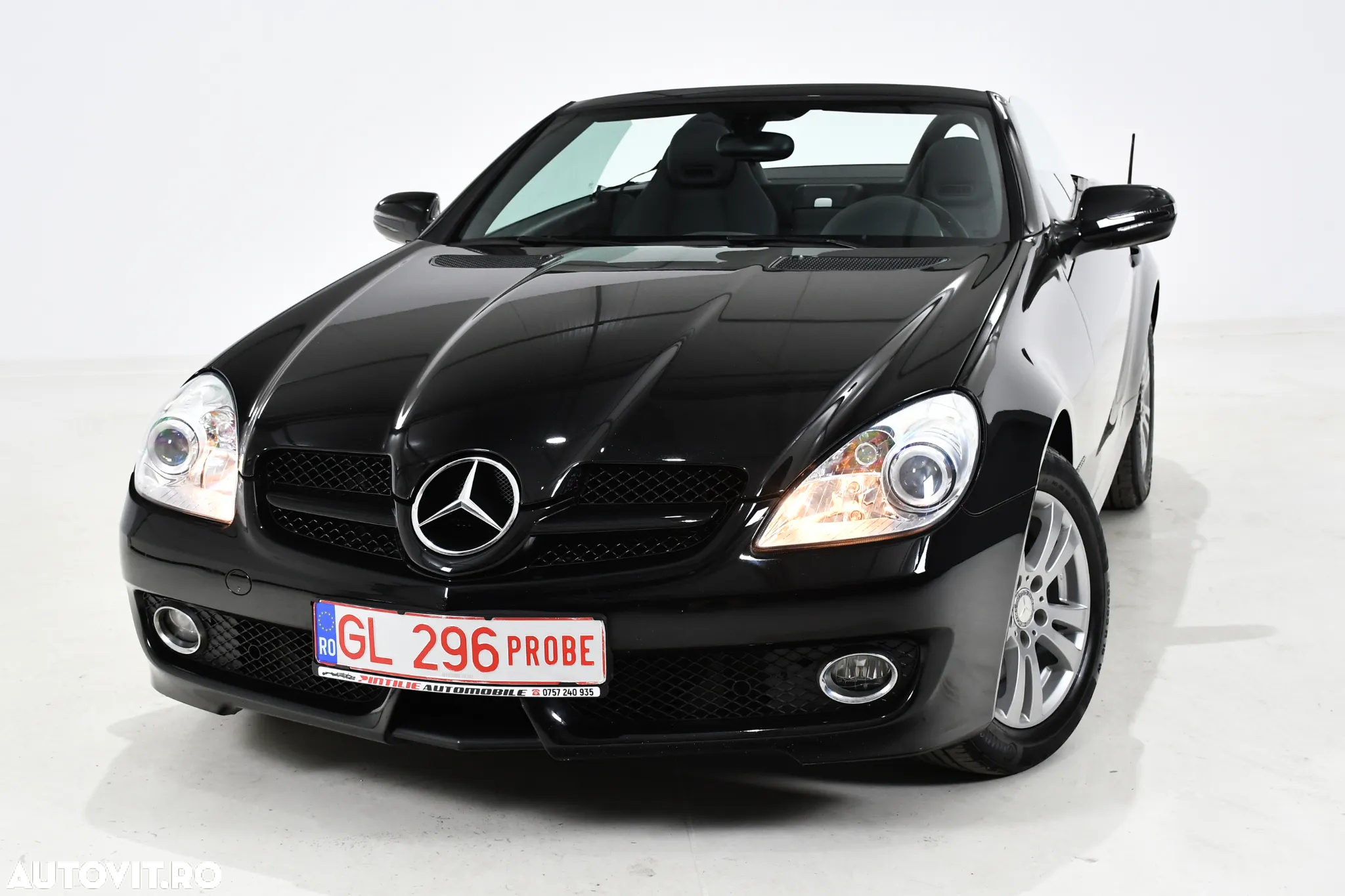 Mercedes-Benz SLK 200 BlueEFFICIENCY 7G-TRONIC Edition 1 - 2