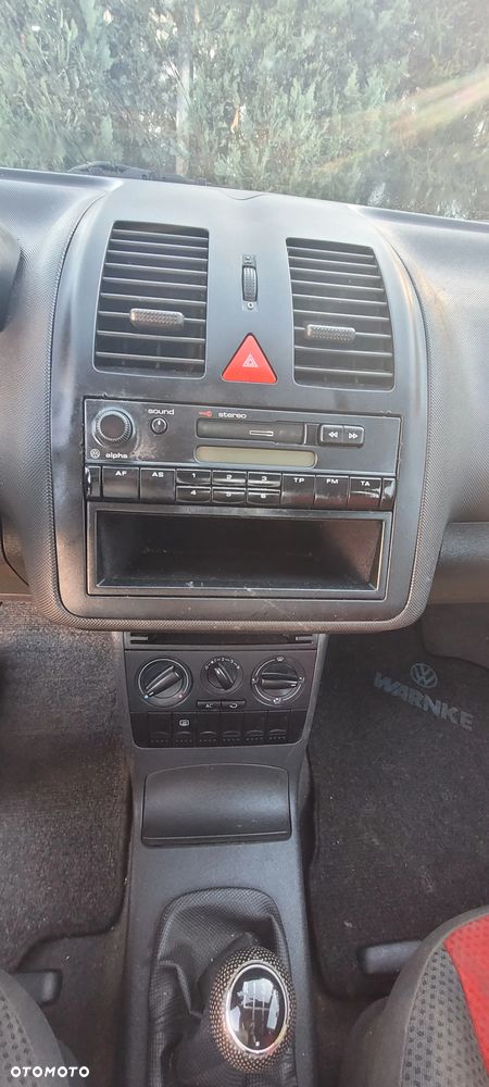 Volkswagen Polo - 17