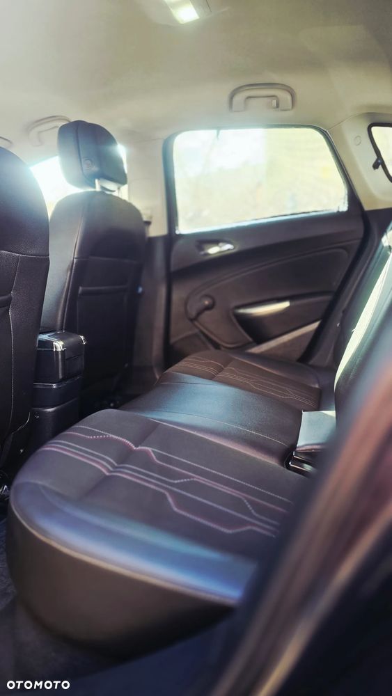 Opel Astra 1.4 T Edition 150 - 22