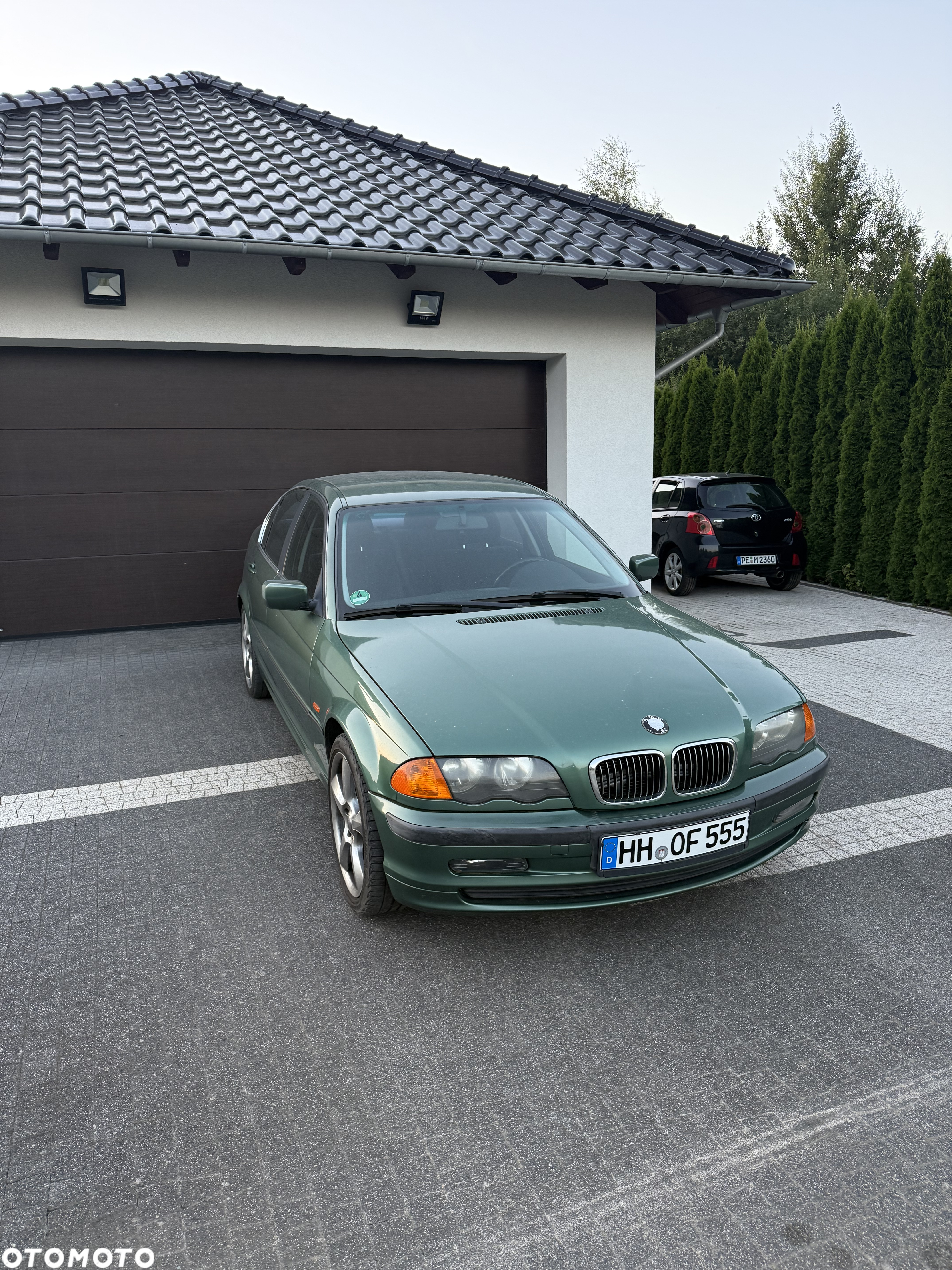 BMW Seria 3 320i - 4