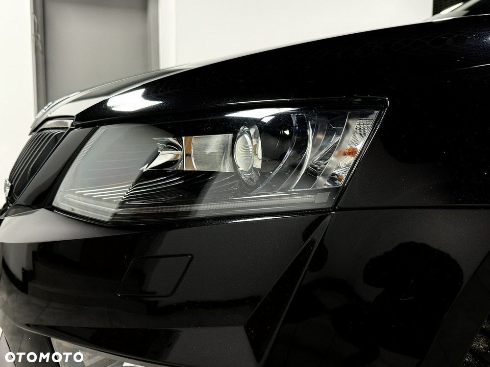 Skoda Octavia 2.0 TDI RS - 7